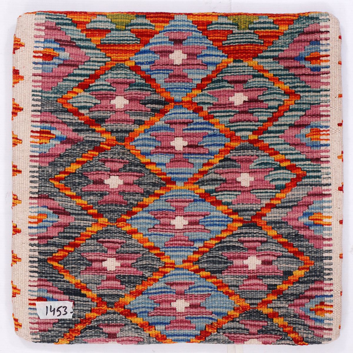 45x45 cm kilim cushion front close-up with multicolor geometric diamond pattern