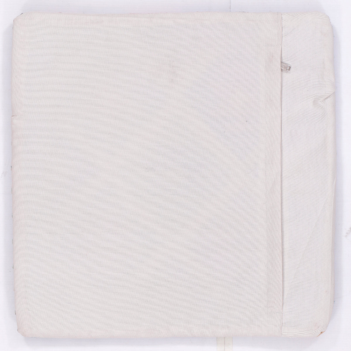 White kilim cushion back with stitched side seam and hidden zipper, 45x45 cm