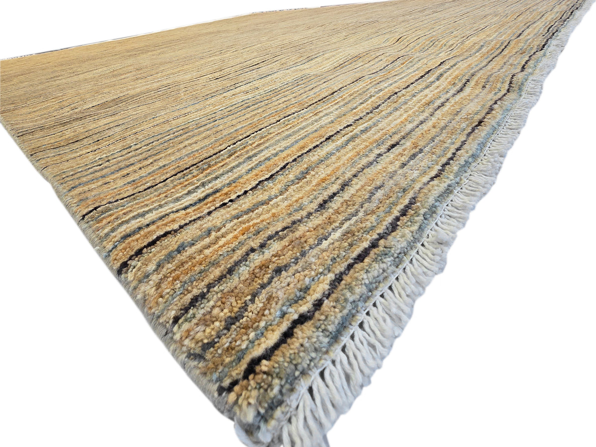 Streepje rug corner with fringed border, beige and blue stripe pattern with dark gray.