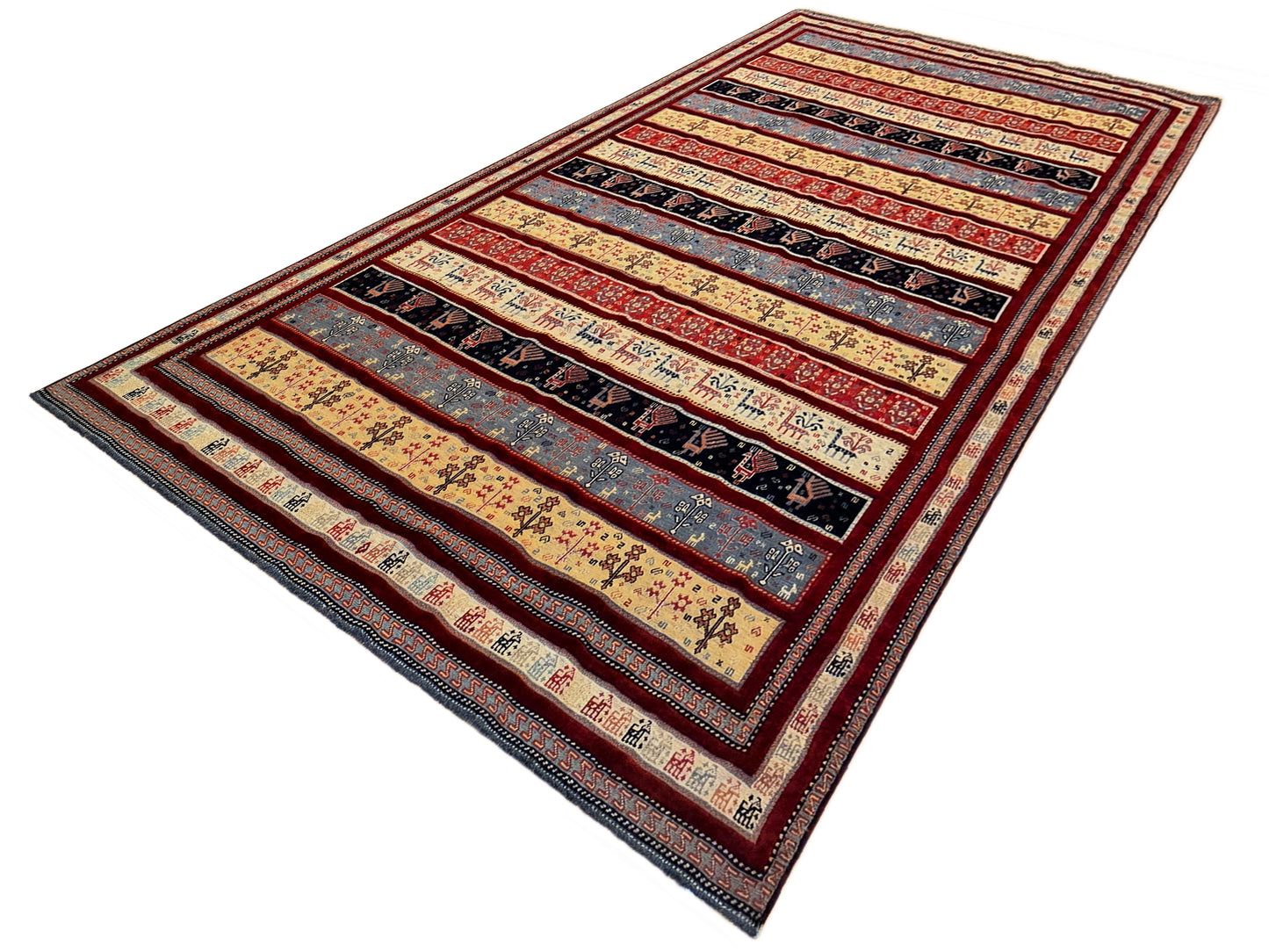 Sirjan Rug - 309x202 cm