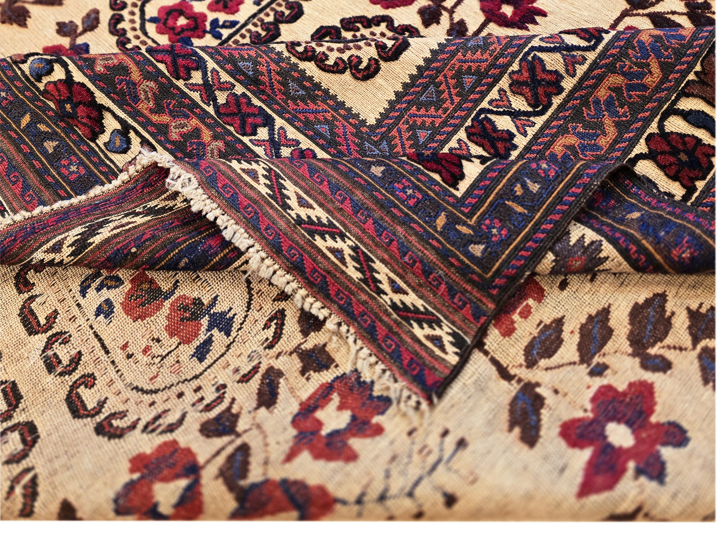 Soumak  Rug - 265x192 cm