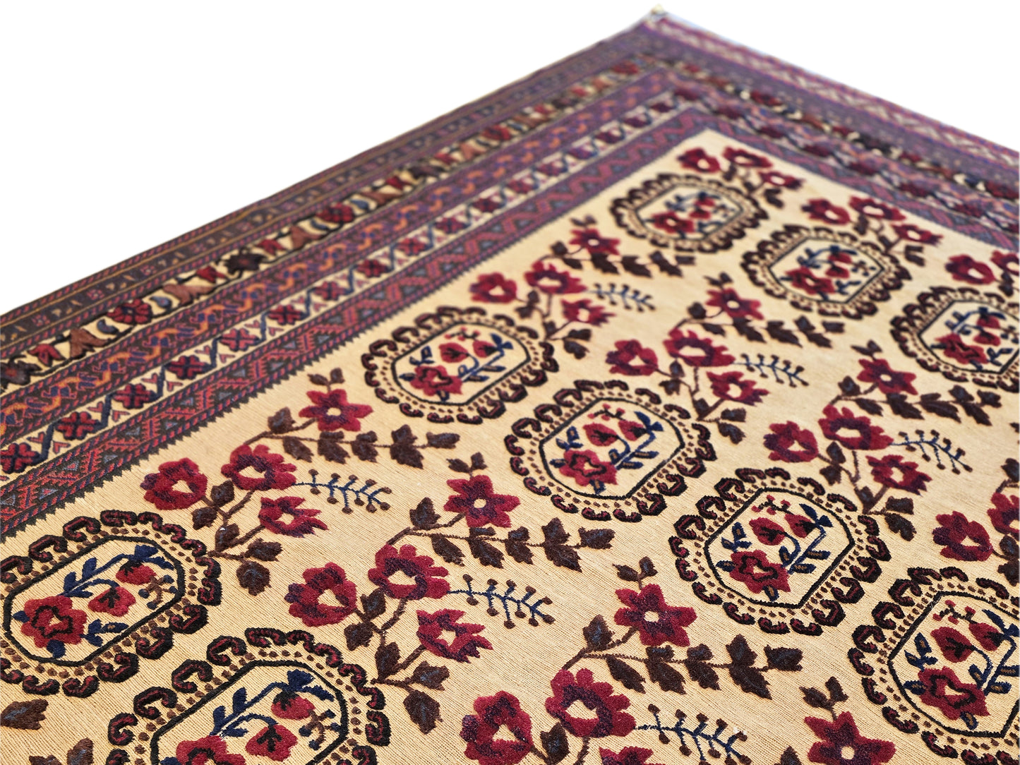 Soumak  Rug - 265x192 cm