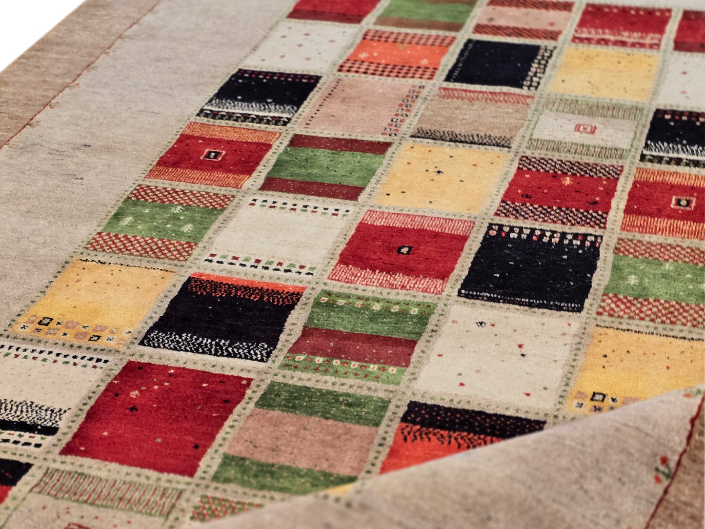 Loribaft Rug - 304x198 cm