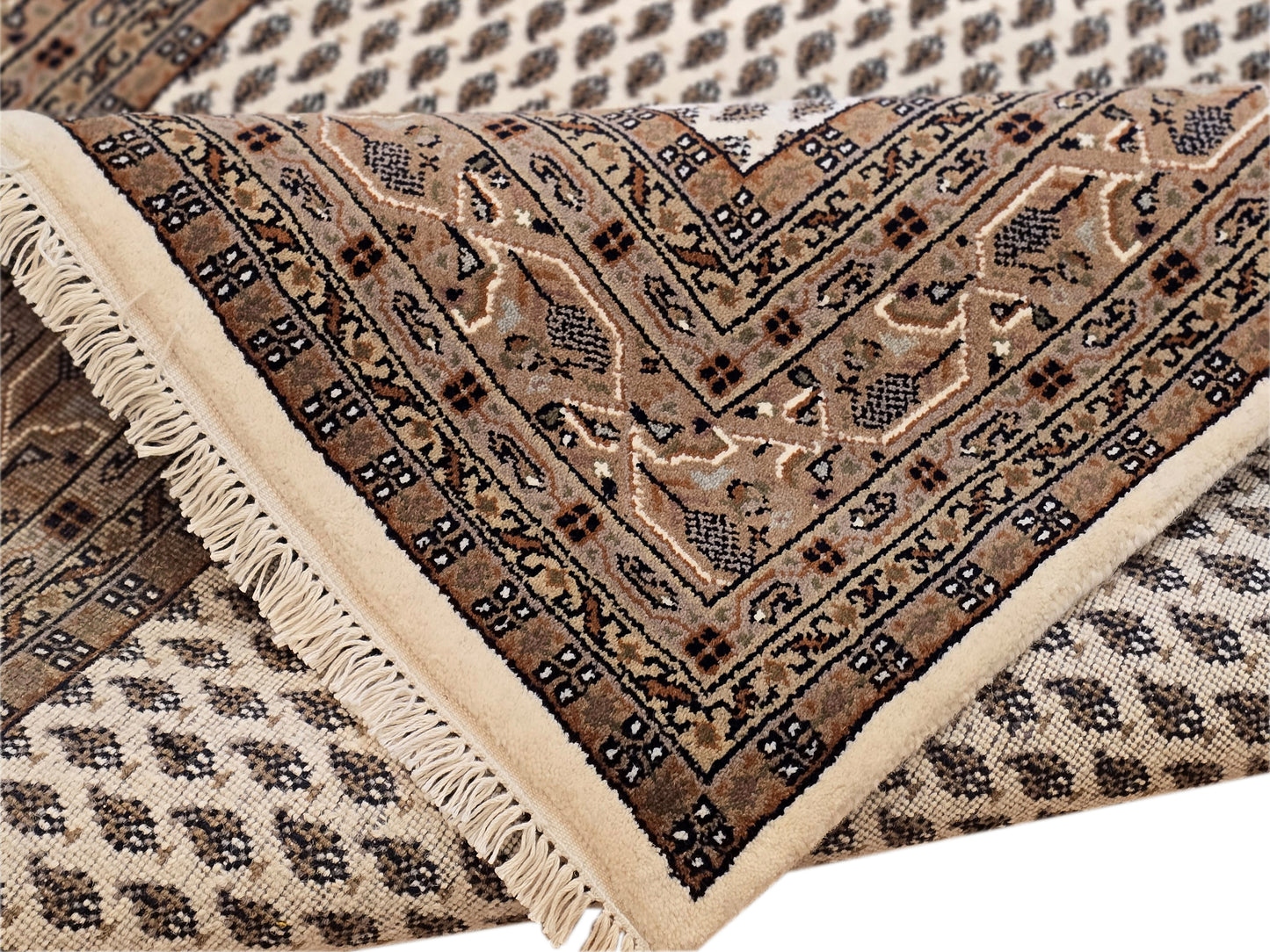 Mir Rug - 245x170 cm