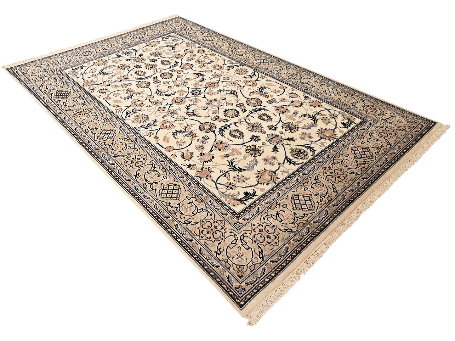 Nain Rug - 238x166 cm