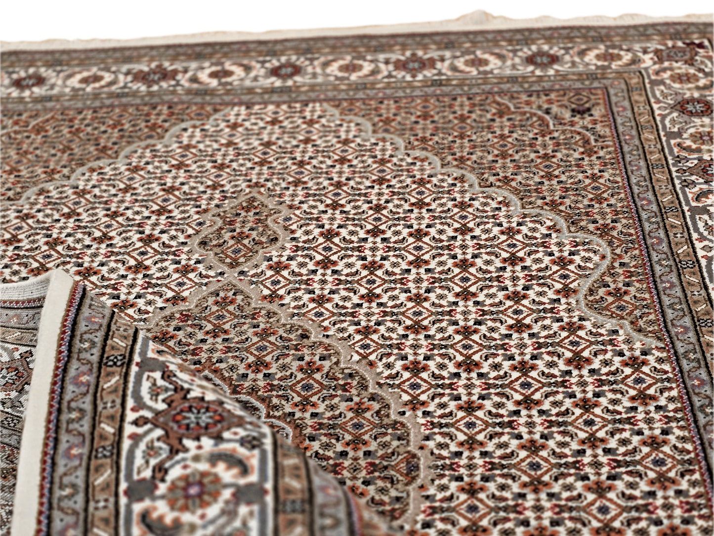 Mahi Tabriz Rug - 246x168 cm
