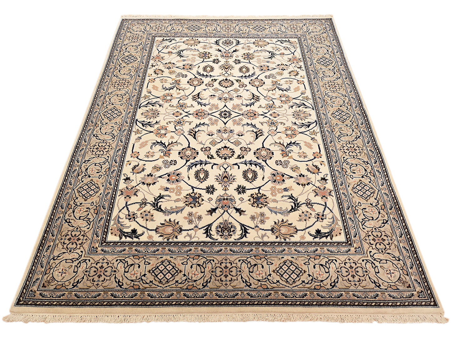 Nain Rug - 238x166 cm