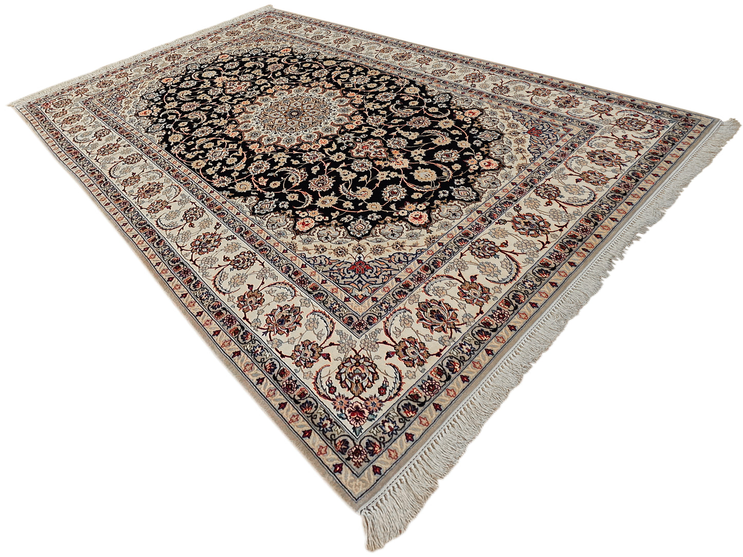 Isfahan Rug - 235x159 cm