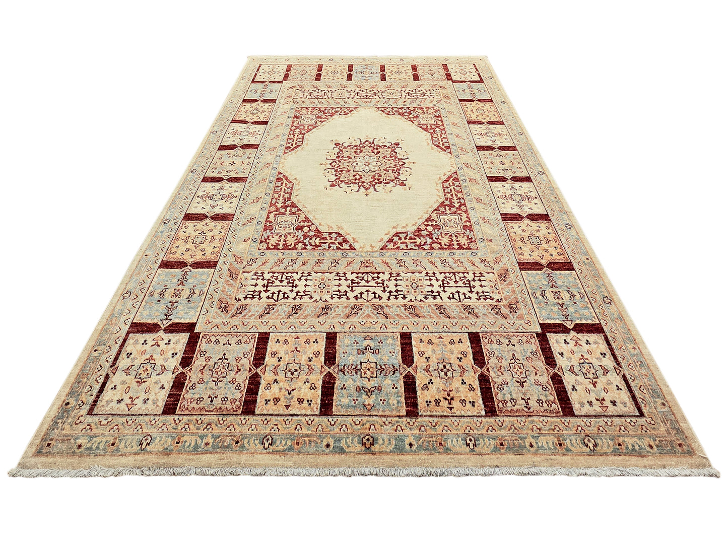 Ariana Rug - 239x174 cm