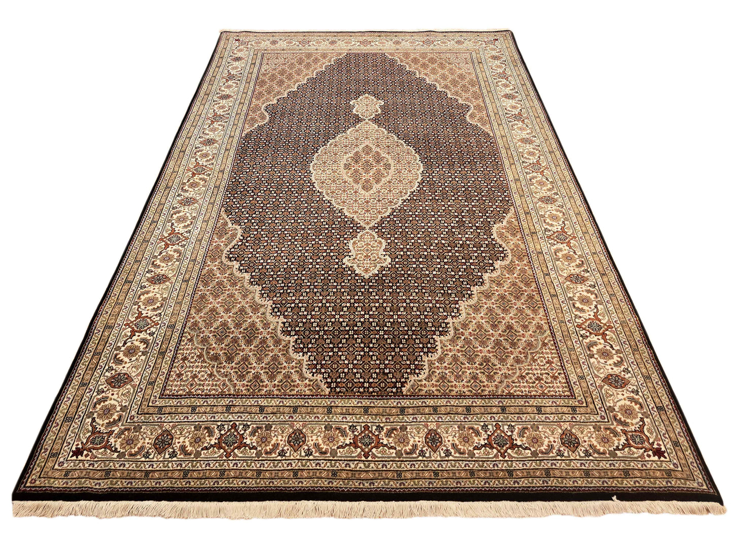 Tabriz mahi Rug - 303x197 cm