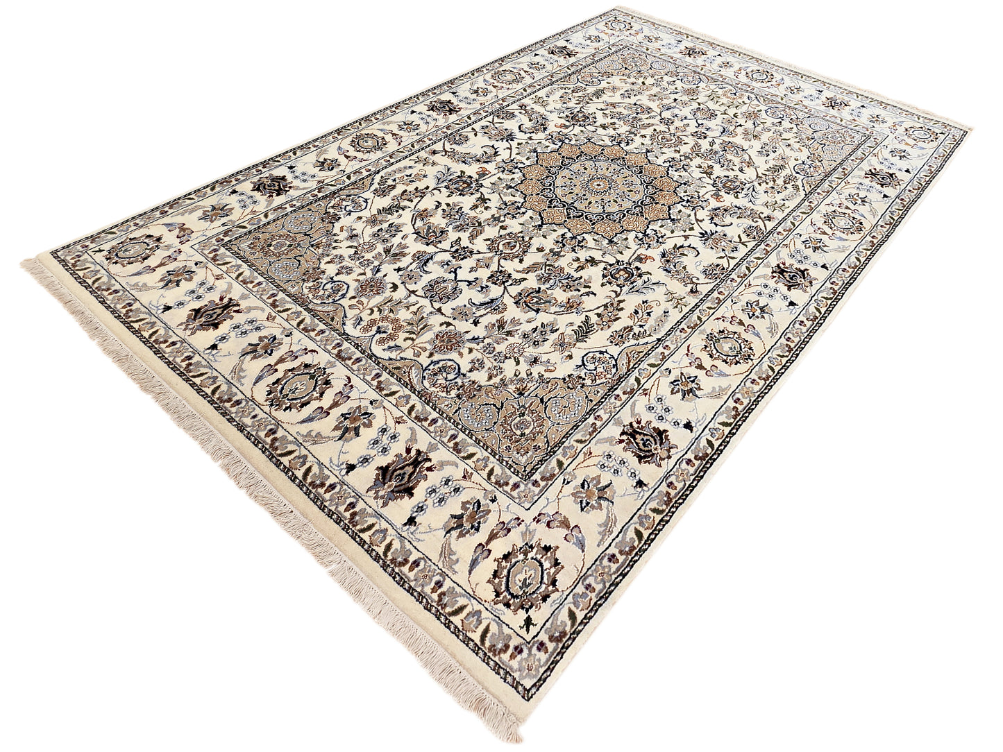 Nain Rug - 241x165 cm