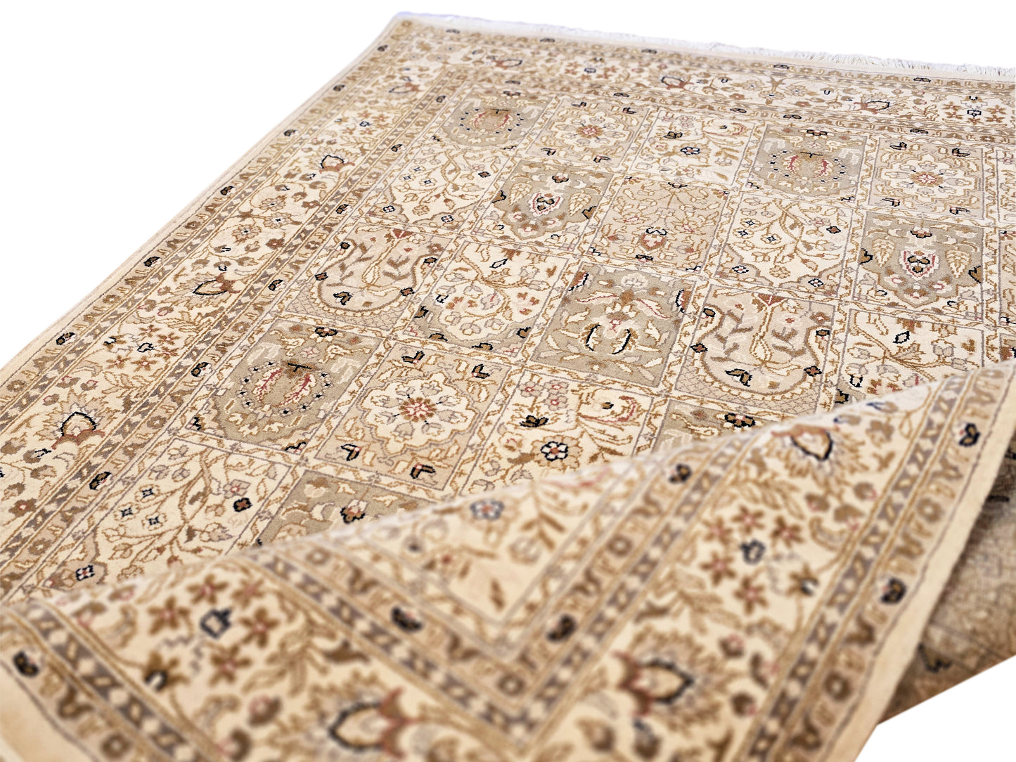 Bakhtiar Rug - 233x169 cm