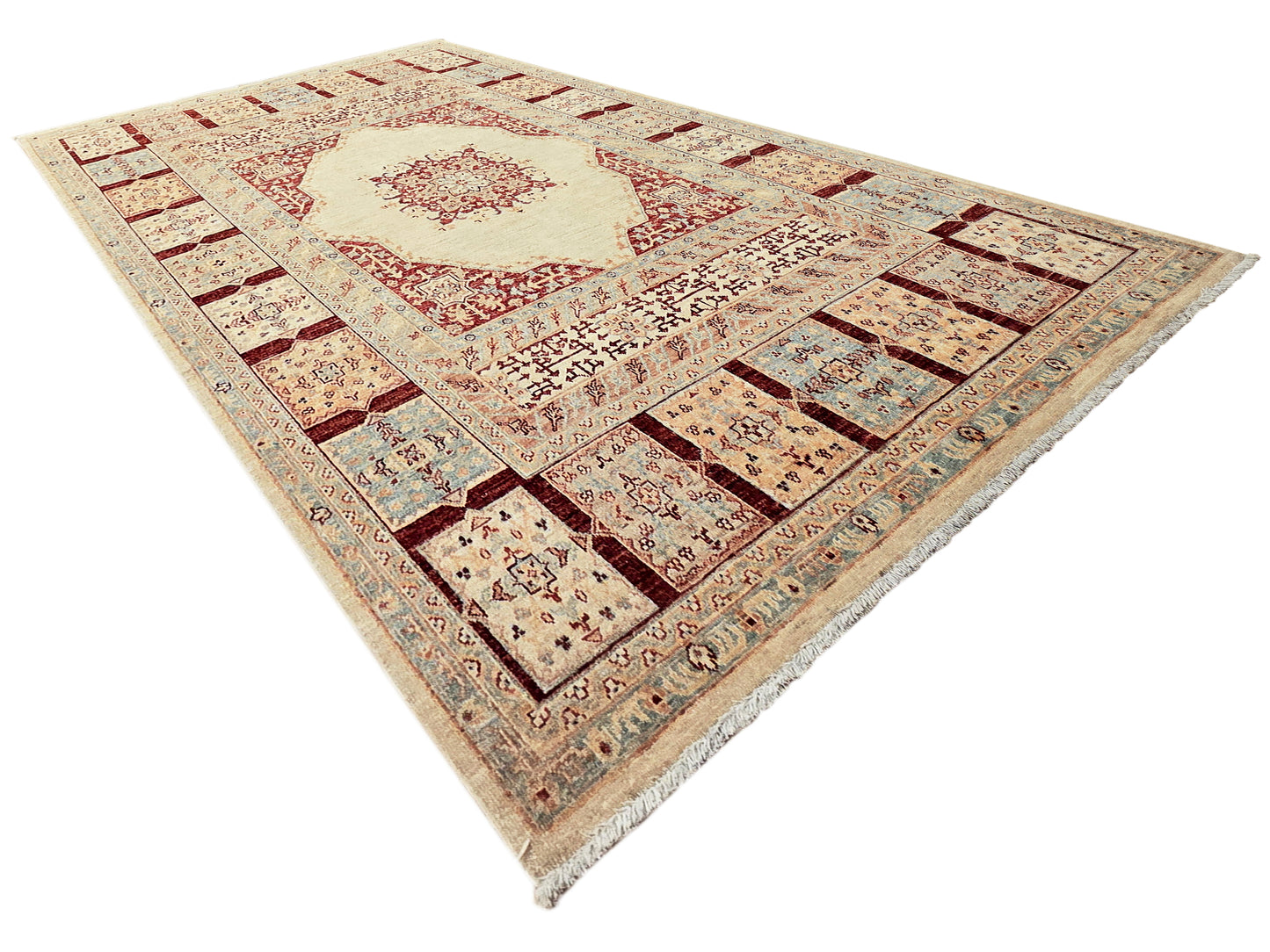 Ariana Rug - 239x174 cm