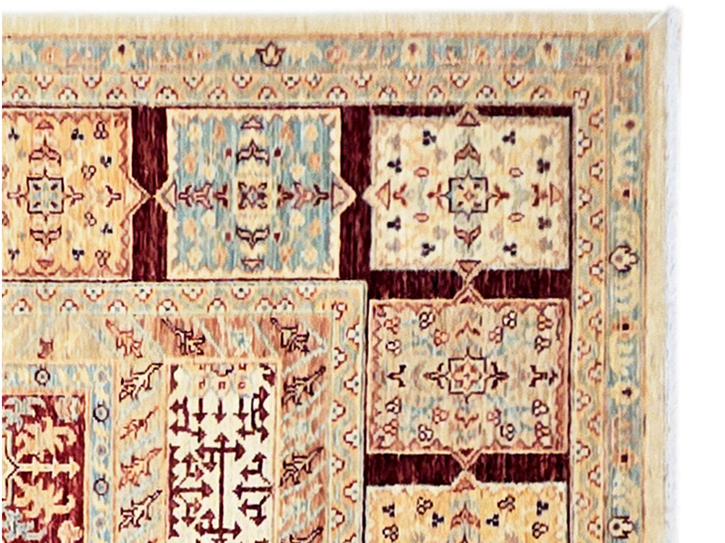 Ariana Rug - 239x174 cm